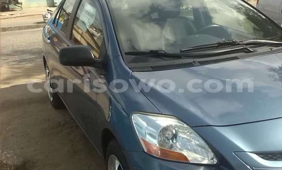 Ra Àlòkù Toyota Yaris Blue Ọkọ̀ in Cotonou ni Benin Ra Àlòkù Toyota Yaris Blue Ọkọ̀ in Cotonou ni Benin
