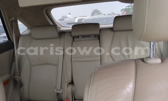 Ra Àlòkù Lexus RX 350 funfun Ọkọ̀ in Cotonou ni Benin Ra Àlòkù Lexus RX 350 funfun Ọkọ̀ in Cotonou ni Benin