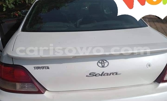 Sayi Na hannu Toyota Solara White Mota in Cotonou a Benin Sayi Na hannu Toyota Solara White Mota in Cotonou a Benin