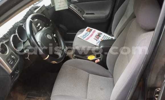 Acheter Occasion Voiture Toyota Matrix Noir à Cotonou, Benin Acheter Occasion Voiture Toyota Matrix Noir à Cotonou, Benin