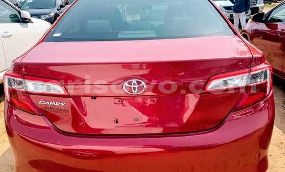 Sayi Na hannu Toyota Camry Red Mota in Cotonou a Benin Sayi Na hannu Toyota Camry Red Mota in Cotonou a Benin