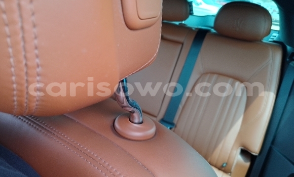 Ra Àlòkù Maserati Levante Black Ọkọ̀ in Cotonou ni Benin Ra Àlòkù Maserati Levante Black Ọkọ̀ in Cotonou ni Benin