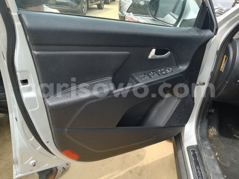 Big with watermark kia sportage benin cotonou 18762