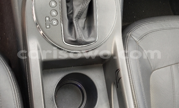 Acheter Occasion Voiture Kia Sportage Beige à Cotonou, Benin Acheter Occasion Voiture Kia Sportage Beige à Cotonou, Benin