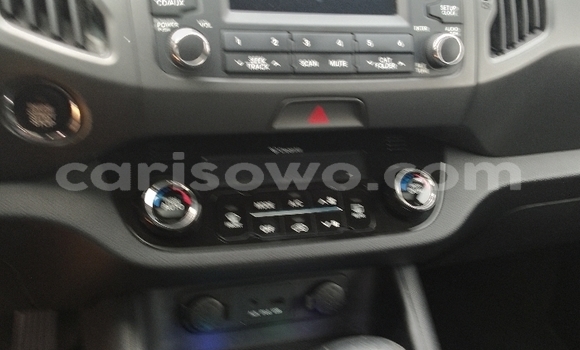 Acheter Occasion Voiture Kia Sportage Beige à Cotonou, Benin Acheter Occasion Voiture Kia Sportage Beige à Cotonou, Benin