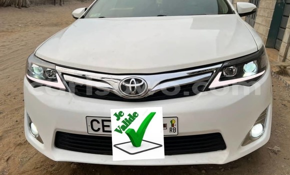 Acheter Occasion Voiture Toyota Camry Blanc à Cotonou, Benin Acheter Occasion Voiture Toyota Camry Blanc à Cotonou, Benin