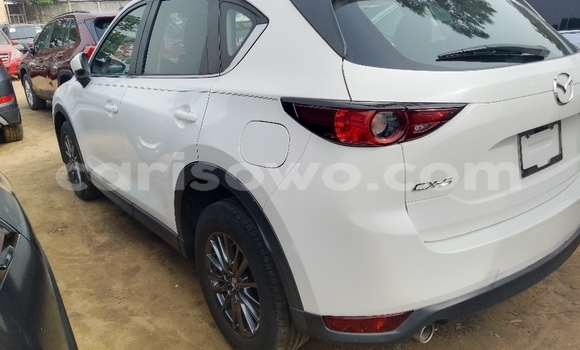 Ra Àlòkù Mazda CX-5 funfun Ọkọ̀ in Cotonou ni Benin Ra Àlòkù Mazda CX-5 funfun Ọkọ̀ in Cotonou ni Benin