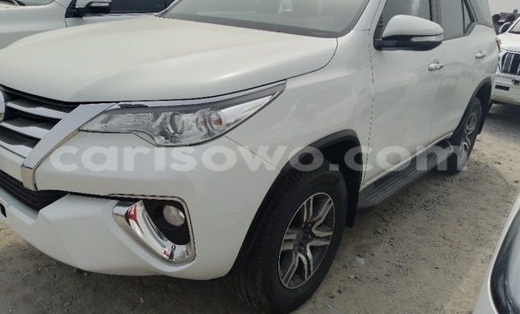 Buy Used Toyota Fortuner White Car in Cotonou in Benign Buy Used Toyota Fortuner White Car in Cotonou in Benign