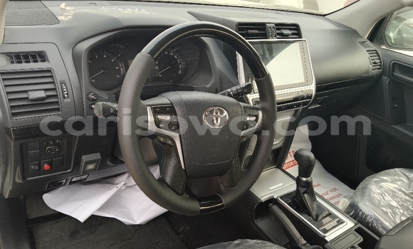 Acheter Occasion Voiture Toyota Land Cruiser Prado Blanc à Cotonou, Benin Acheter Occasion Voiture Toyota Land Cruiser Prado Blanc à Cotonou, Benin