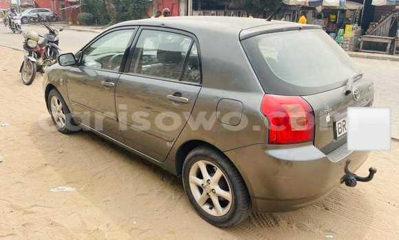 Ra Àlòkù Toyota Corolla Silver Ọkọ̀ in Cotonou ni Benin Ra Àlòkù Toyota Corolla Silver Ọkọ̀ in Cotonou ni Benin