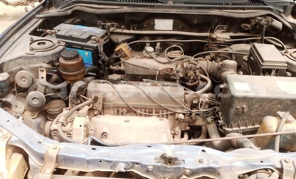 Sayi Na hannu Toyota RAV4 Blue Mota in Cotonou a Benin Sayi Na hannu Toyota RAV4 Blue Mota in Cotonou a Benin