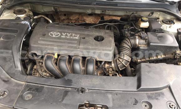 Ra Àlòkù Toyota Avensis Silver Ọkọ̀ in Cotonou ni Benin Ra Àlòkù Toyota Avensis Silver Ọkọ̀ in Cotonou ni Benin