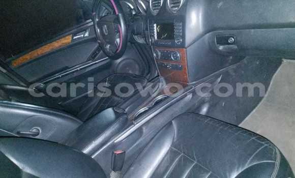 Ra Àlòkù Mercedes-Benz ML–Class Black Ọkọ̀ in Cotonou ni Benin Ra Àlòkù Mercedes-Benz ML–Class Black Ọkọ̀ in Cotonou ni Benin