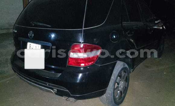 Ra Àlòkù Mercedes-Benz ML–Class Black Ọkọ̀ in Cotonou ni Benin Ra Àlòkù Mercedes-Benz ML–Class Black Ọkọ̀ in Cotonou ni Benin