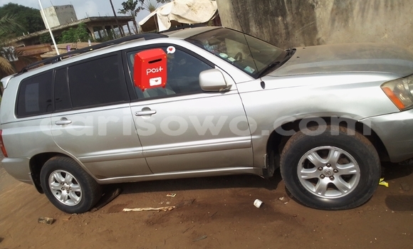 Ra Àlòkù Toyota Highlander Silver Ọkọ̀ in Cotonou ni Benin Ra Àlòkù Toyota Highlander Silver Ọkọ̀ in Cotonou ni Benin