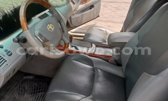 Ra Àlòkù Toyota Avalon Black Ọkọ̀ in Cotonou ni Benin Ra Àlòkù Toyota Avalon Black Ọkọ̀ in Cotonou ni Benin