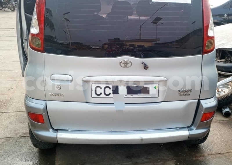 Big with watermark toyota yaris verso benin cotonou 18840