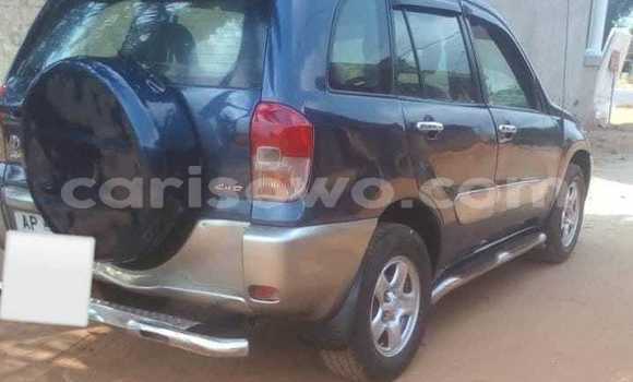 Ra Àlòkù Toyota RAV4 Blue Ọkọ̀ in Cotonou ni Benin Ra Àlòkù Toyota RAV4 Blue Ọkọ̀ in Cotonou ni Benin