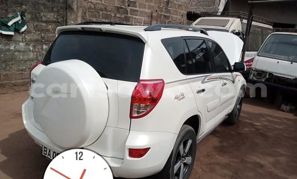 Buy Used Toyota RAV4 White Car in Banikoara in Benign Buy Used Toyota RAV4 White Car in Banikoara in Benign