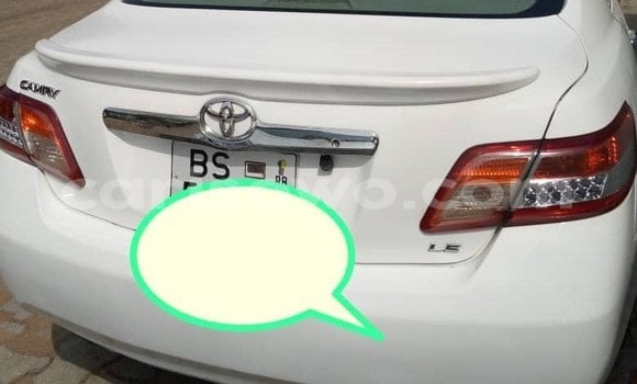 Acheter Occasion Voiture Toyota Camry Blanc à Abomey Calavi, Benin Acheter Occasion Voiture Toyota Camry Blanc à Abomey Calavi, Benin