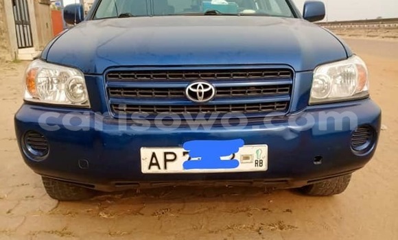 Ra Àlòkù Toyota Highlander Blue Ọkọ̀ in Abomey Calavi ni Benin Ra Àlòkù Toyota Highlander Blue Ọkọ̀ in Abomey Calavi ni Benin