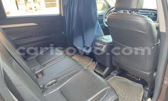 Acheter Occasion Voiture Toyota Highlander Autre à Cotonou, Benin Acheter Occasion Voiture Toyota Highlander Autre à Cotonou, Benin