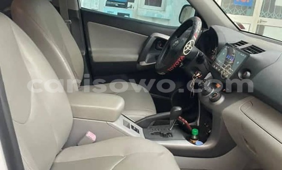 Acheter Occasion Voiture Toyota RAV4 Autre à Abomey Calavi, Benin Acheter Occasion Voiture Toyota RAV4 Autre à Abomey Calavi, Benin