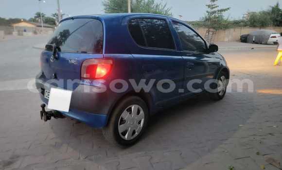 Sayi Na hannu Toyota Yaris Blue Mota in Cotonou a Benin Sayi Na hannu Toyota Yaris Blue Mota in Cotonou a Benin