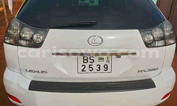 Ra Àlòkù Lexus RX 330 funfun Ọkọ̀ in Cotonou ni Benin Ra Àlòkù Lexus RX 330 funfun Ọkọ̀ in Cotonou ni Benin