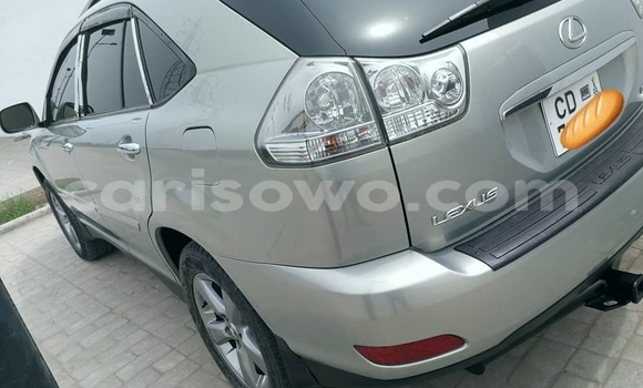 Ra Àlòkù Lexus RX 330 Silver Ọkọ̀ in Cotonou ni Benin Ra Àlòkù Lexus RX 330 Silver Ọkọ̀ in Cotonou ni Benin