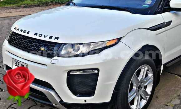 Sayi Na hannu Range Rover Evoque White Mota in Cotonou a Benin Sayi Na hannu Range Rover Evoque White Mota in Cotonou a Benin