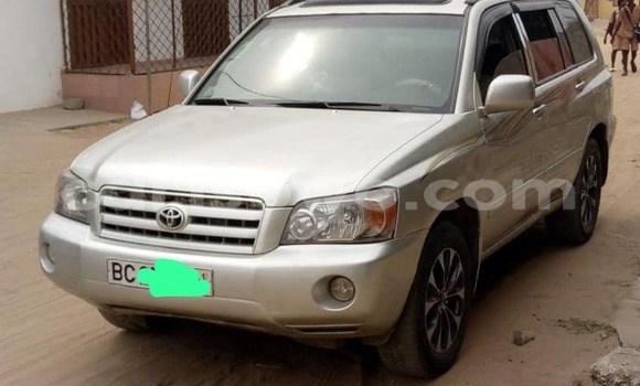Ra Àlòkù Toyota Highlander Silver Ọkọ̀ in Cotonou ni Benin Ra Àlòkù Toyota Highlander Silver Ọkọ̀ in Cotonou ni Benin