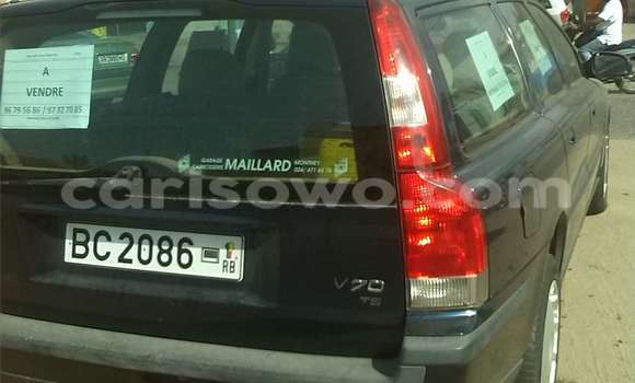 Ra Àlòkù Volvo V70 Black Ọkọ̀ in Cotonou ni Benin Ra Àlòkù Volvo V70 Black Ọkọ̀ in Cotonou ni Benin
