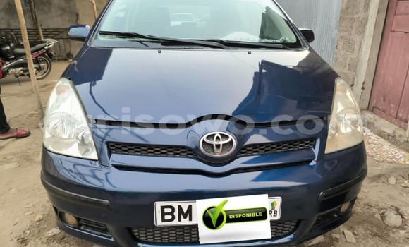 Sayi Na hannu Toyota Corolla Verso Blue Mota in Cotonou a Benin Sayi Na hannu Toyota Corolla Verso Blue Mota in Cotonou a Benin