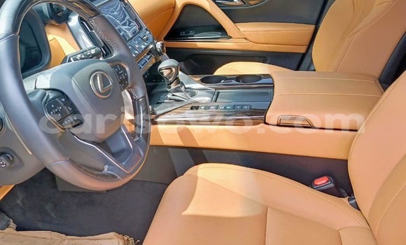 Sayi Sabo Lexus LX Black Mota in Cotonou a Benin Sayi Sabo Lexus LX Black Mota in Cotonou a Benin