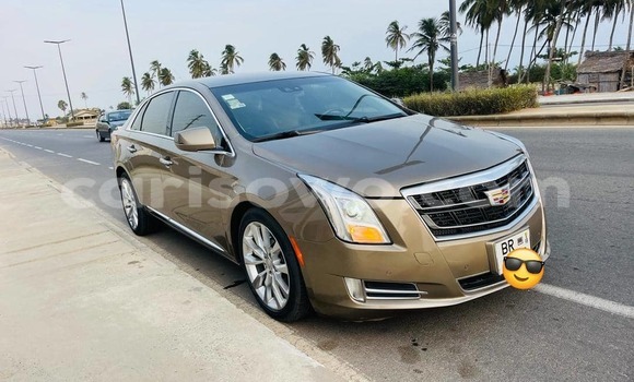 Sayi Na hannu Cadillac XTS Brown Mota in Cotonou a Benin Sayi Na hannu Cadillac XTS Brown Mota in Cotonou a Benin