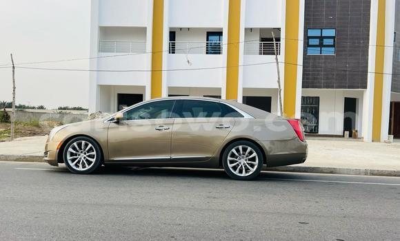 Sayi Na hannu Cadillac XTS Brown Mota in Cotonou a Benin Sayi Na hannu Cadillac XTS Brown Mota in Cotonou a Benin