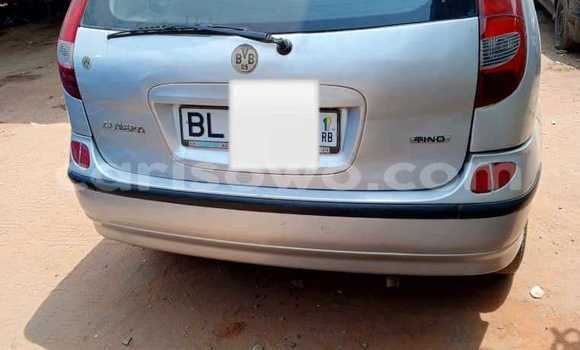 Sayi Na hannu Nissan Almera Tino Azurfa Mota in Cotonou a Benin