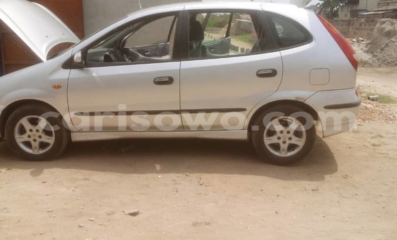 Acheter Occasion Voiture Nissan Almera Tino Gris à Cotonou, Benin Acheter Occasion Voiture Nissan Almera Tino Gris à Cotonou, Benin