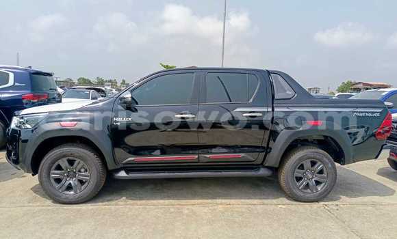 Acheter Neuf Voiture Toyota Hilux Noir à Cotonou, Benin Acheter Neuf Voiture Toyota Hilux Noir à Cotonou, Benin