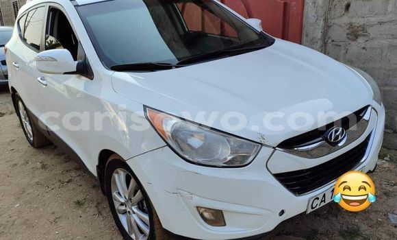Ra Àlòkù Hyundai Tucson funfun Ọkọ̀ in Cotonou ni Benin Ra Àlòkù Hyundai Tucson funfun Ọkọ̀ in Cotonou ni Benin
