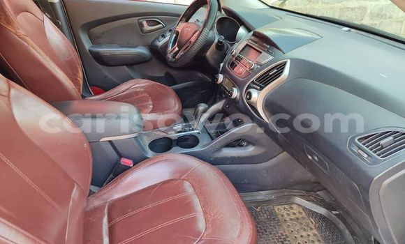 Ra Àlòkù Hyundai Tucson funfun Ọkọ̀ in Cotonou ni Benin Ra Àlòkù Hyundai Tucson funfun Ọkọ̀ in Cotonou ni Benin