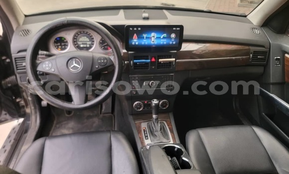 Ra Àlòkù Mercedes-Benz GLK–Class Black Ọkọ̀ in Cotonou ni Benin Ra Àlòkù Mercedes-Benz GLK–Class Black Ọkọ̀ in Cotonou ni Benin