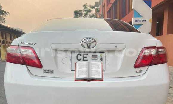 Acheter Occasion Voiture Toyota Camry Blanc à Cotonou, Benin