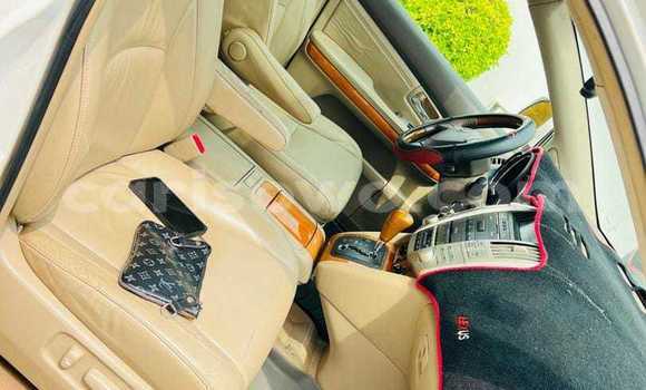 Buy Used Lexus RX 330 White Car in Cotonou in Benign Buy Used Lexus RX 330 White Car in Cotonou in Benign