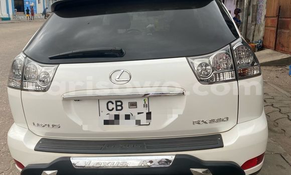 Ra Àlòkù Lexus RX 330 Silver Ọkọ̀ in Cotonou ni Benin Ra Àlòkù Lexus RX 330 Silver Ọkọ̀ in Cotonou ni Benin