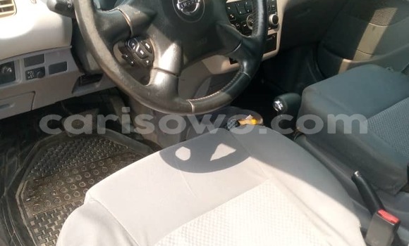 Ra Àlòkù Nissan Almera Tino Silver Ọkọ̀ in Cotonou ni Benin Ra Àlòkù Nissan Almera Tino Silver Ọkọ̀ in Cotonou ni Benin