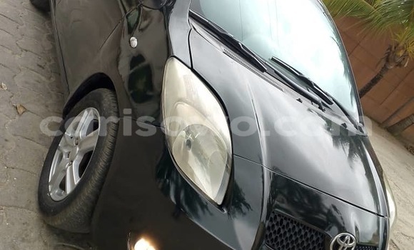 Sayi Na hannu Toyota Yaris Black Mota in Cotonou a Benin Sayi Na hannu Toyota Yaris Black Mota in Cotonou a Benin