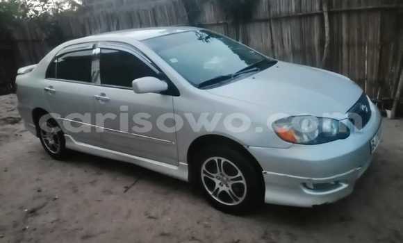 Sayi Na hannu Toyota Corolla Spacio Azurfa Mota in Cotonou a Benin Sayi Na hannu Toyota Corolla Spacio Azurfa Mota in Cotonou a Benin
