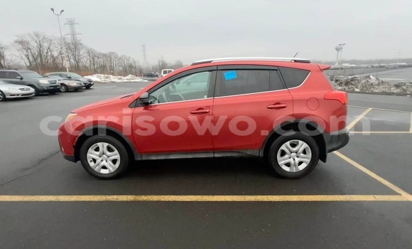 Acheter Import Voiture Toyota RAV4 Rouge à Cotonou, Benin Acheter Import Voiture Toyota RAV4 Rouge à Cotonou, Benin